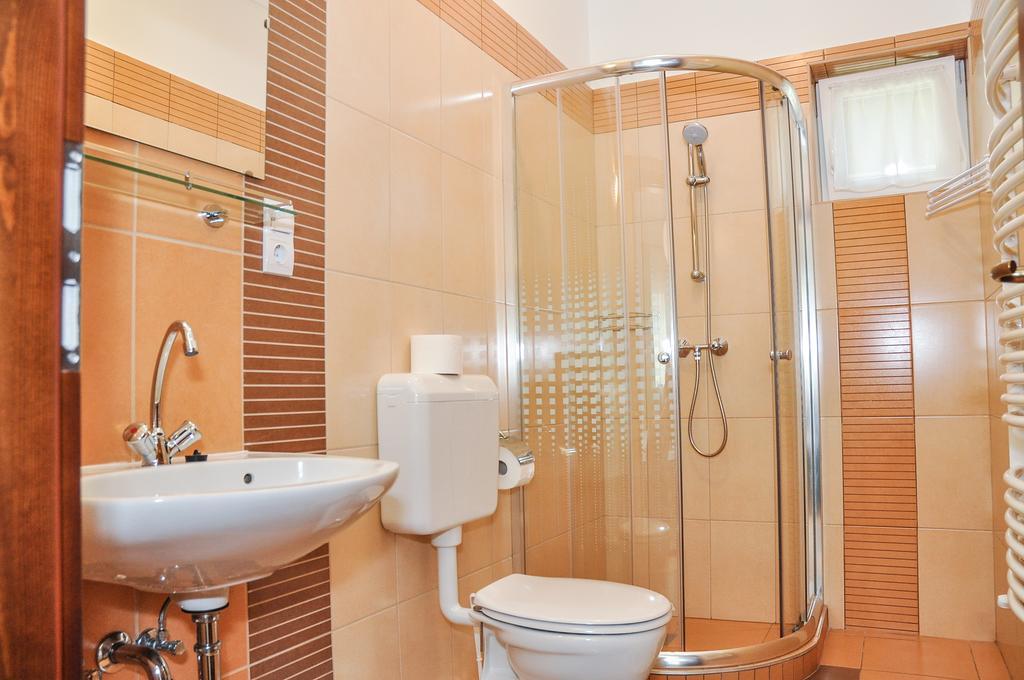 Appartement Magyar Apartman Iii. à Hajdúszoboszló Extérieur photo